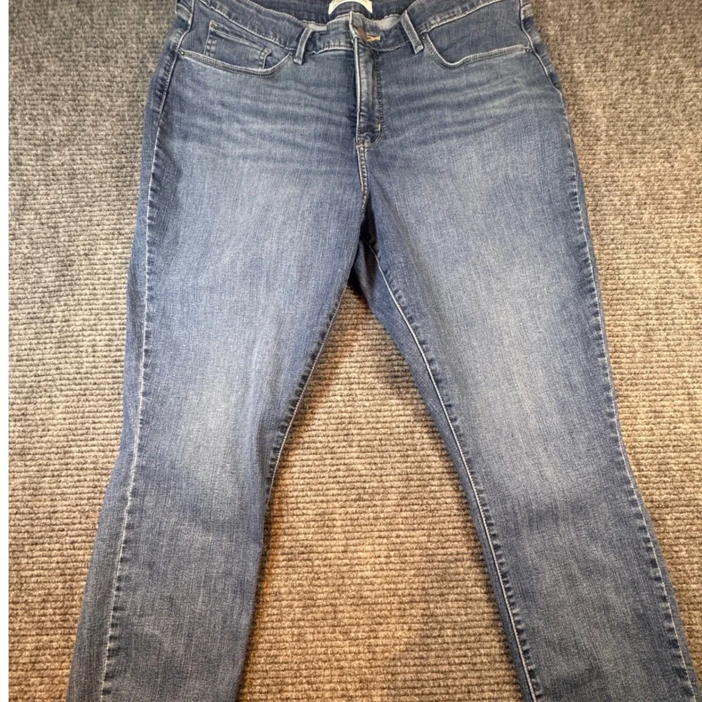 Signature by Levi Strauss Gold Totally‎ Shaping Skinny Jeans Blue Size 36x30